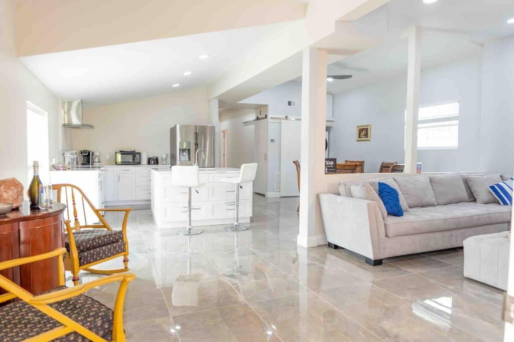 Apartamento Tampa Bay Oasis Tarpon Springs Exterior foto