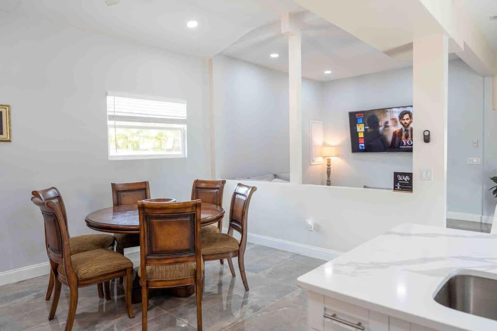 Apartamento Tampa Bay Oasis Tarpon Springs Exterior foto